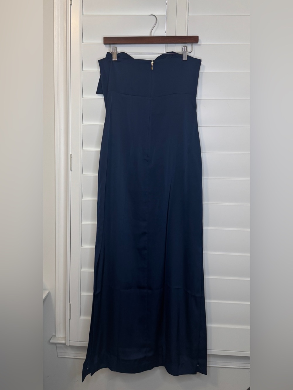 Lilly Pulitzer Carlynn Satin Maxi Bow Dress - Picture 4 of 9